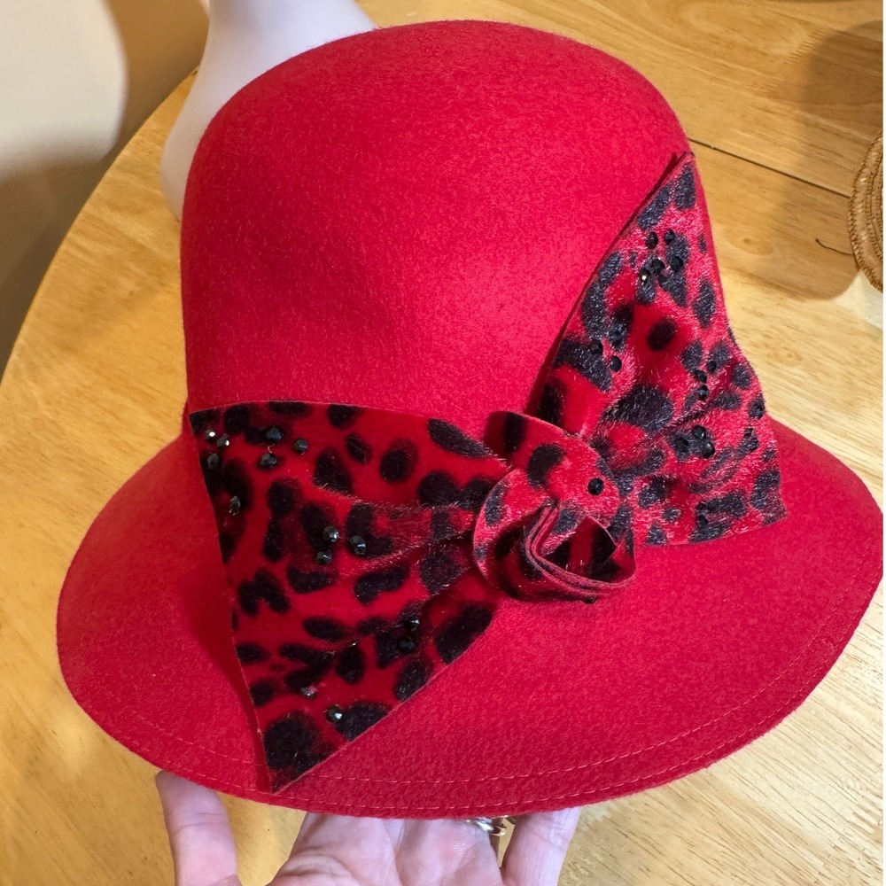 Something Special Red Wool Felt Cloche Hat Leopard Print Velvet Rhinestone Bow
